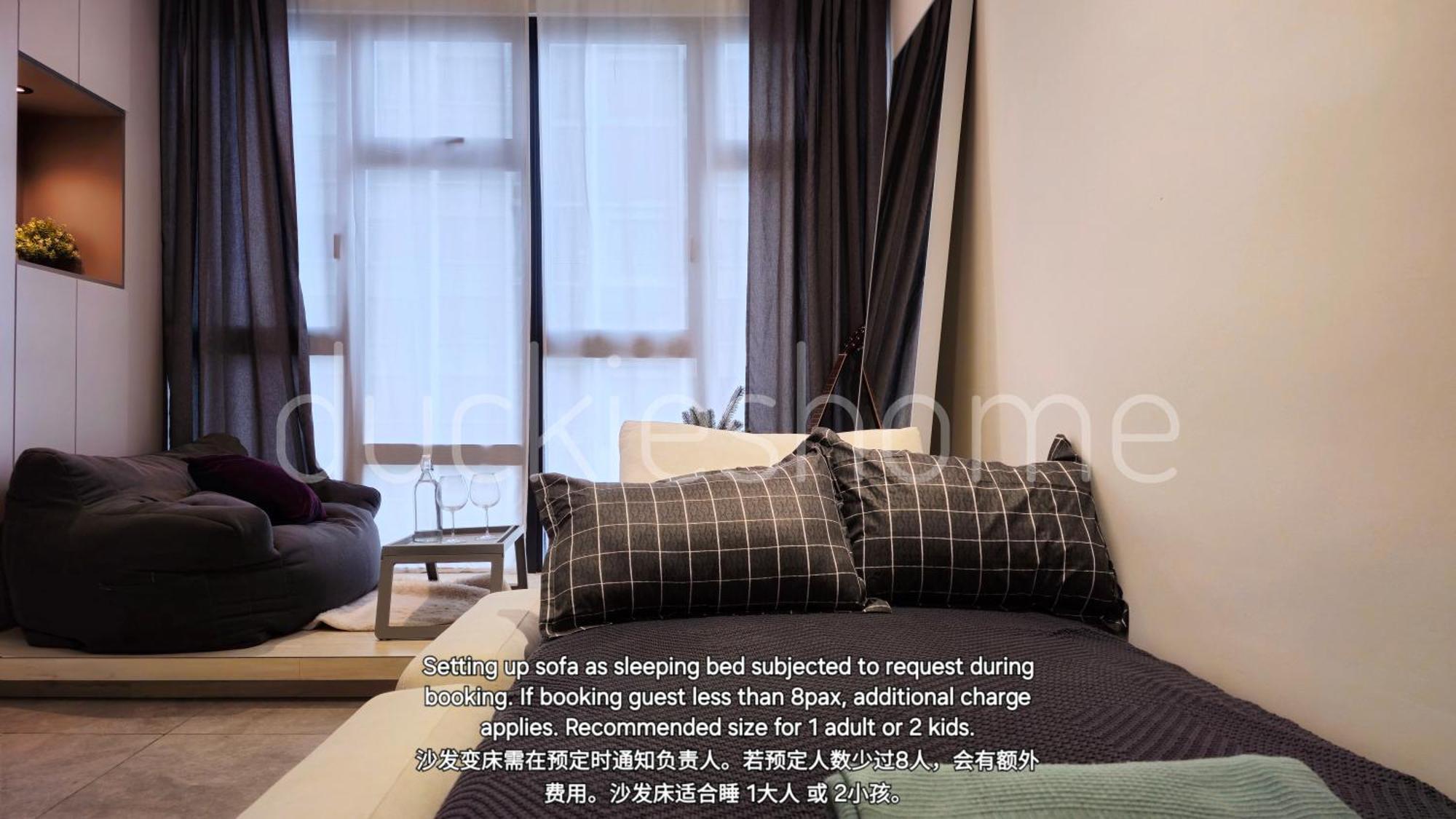 Millerz Square Family Rooms, By Twofive *